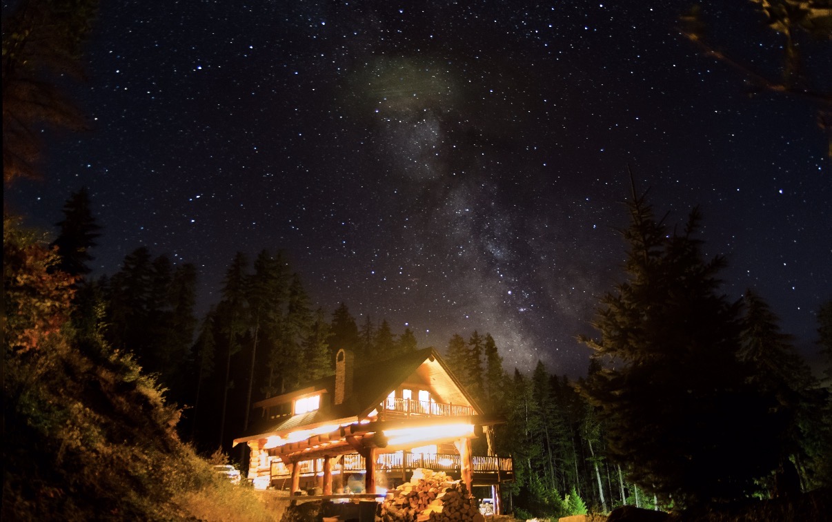 Night sky above the cabin